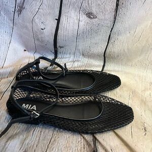 MIA Women’s Rayza Square Toe Mary Jane Black Mesh Ballet Strapped Flats Size 9
